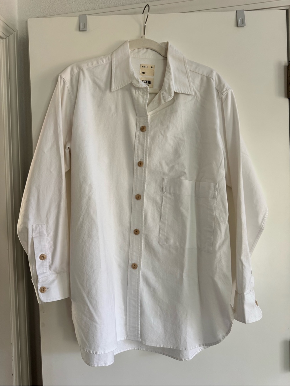Women's White Button-Front Lightweight Shirt Jacket